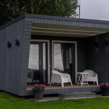 Tiny House Aan Het Water Op De Appelhof Villa Wommels Exterior photo