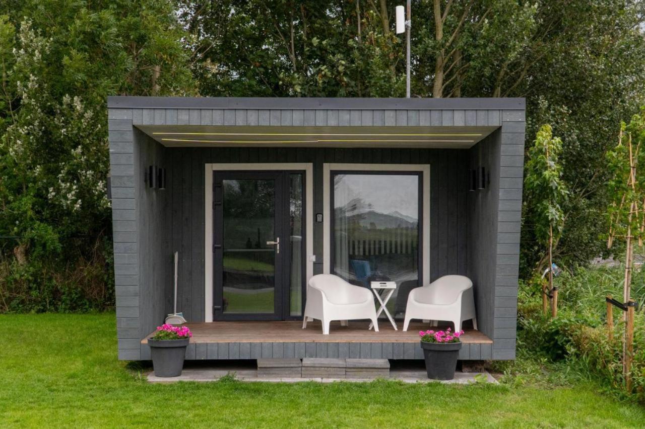 Tiny House Aan Het Water Op De Appelhof Villa Wommels Exterior photo
